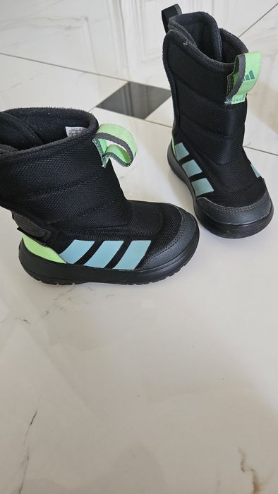 Зимові чоботи adidas дитячі