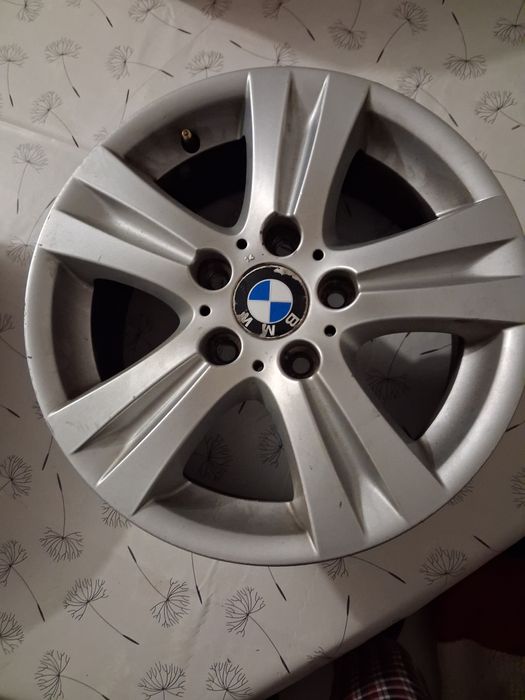Conjunto 4 jantes 16 BMW  serie 1 usadas