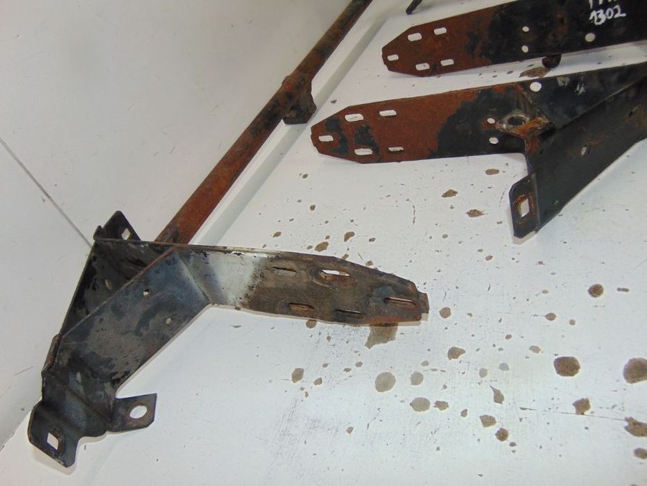 VW carocha suportes de fixação dos pára-choques de trás