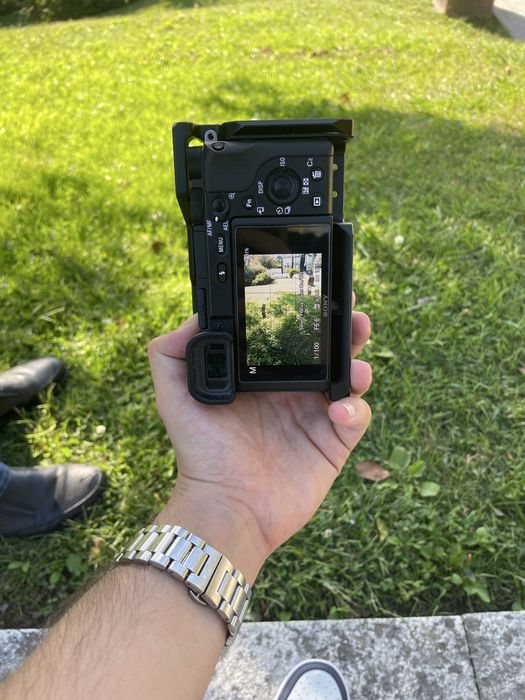 Sony a6400+50mm f1.8 e 16-50mm