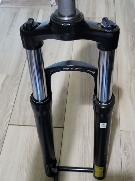 Amortyzator MTB SR Suntour XCM 120mm 15x110mm 27,5