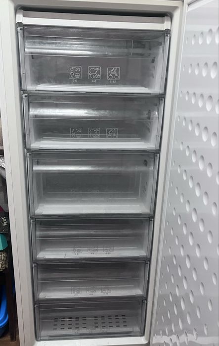 Морозильна камера ВЕКО