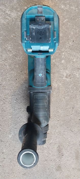 Makita  dhr  202