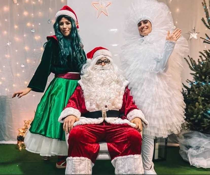 Привітання дитини від Санти та помічників санти.