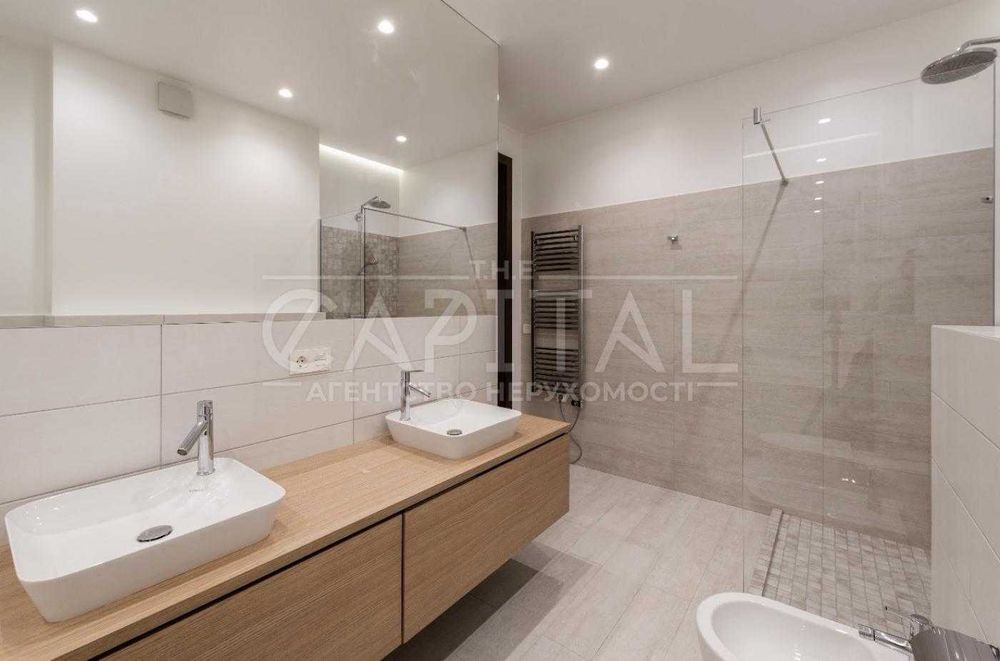 Оренда АВТОНОМНОЇ 4-кімнатної квартири у КБ ARCH HOUSE