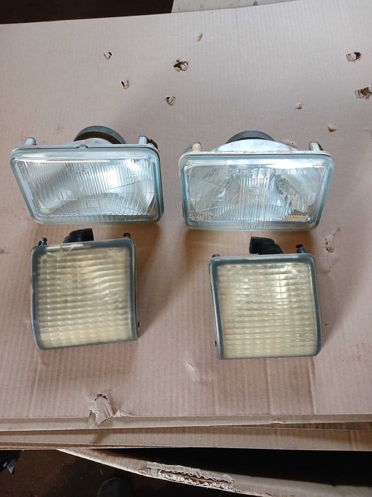 Продам комплект фар джон дир john deere 6 серії