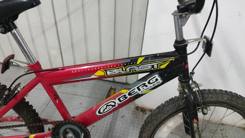 Bicicleta dê criança bom estado