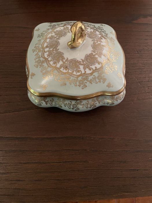 Caixa de porcelana da Baviera