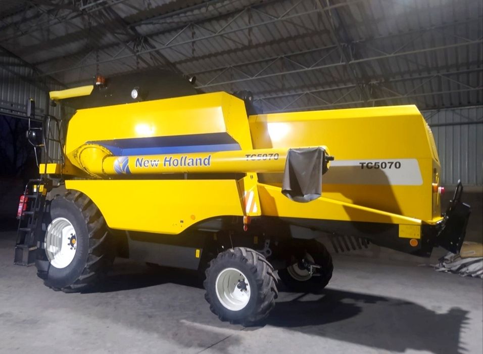 Kombajn New Holland TC 5070 CX CSX CS Claas John Deere