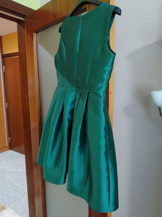 Vestido curto para cerimônia