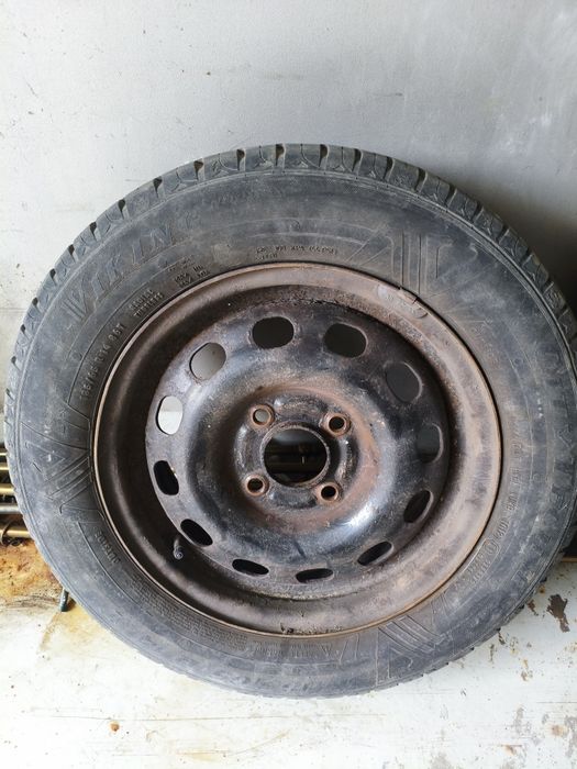 Felgi stalowe z oponami 185/65 R14