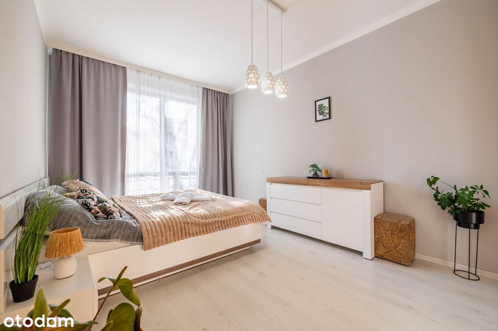 Centrum / 49m / Balkon/Parking