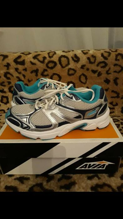 Sprzedam buty Avia nowe.