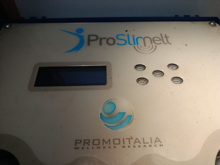 Máquina de lipocavitação