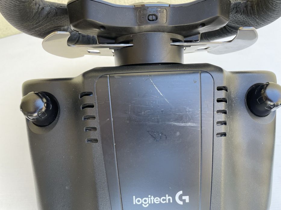 Logitech G29 + Shifter (PS5/PS4/PC)