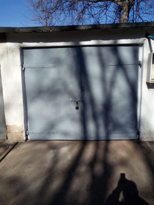 Garaż 16mkw, Nowodworska, w ciągu garaży