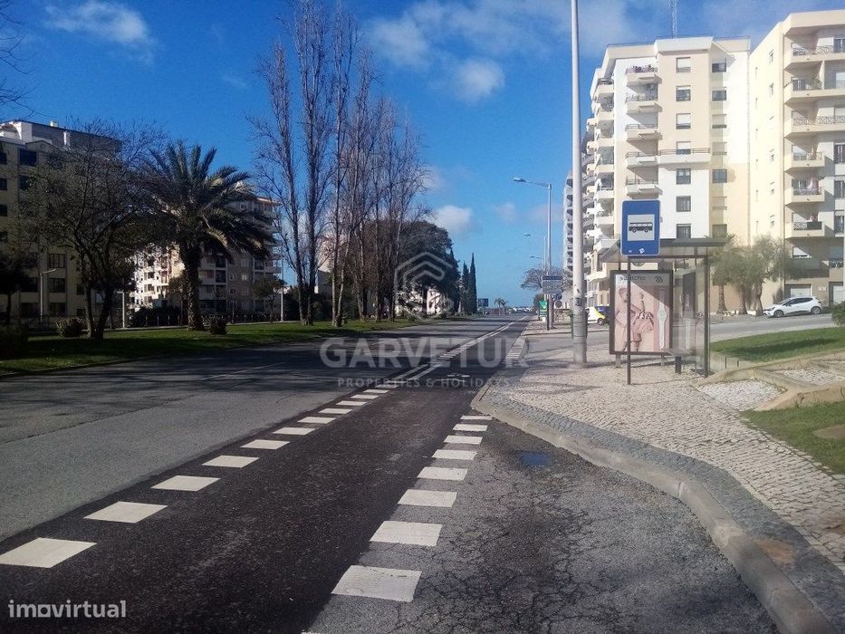 Plot with feasibility for high-rise construction in Faro, Algarve
