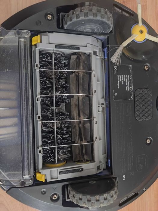 Aspirador roomba IRobot em excelente estado