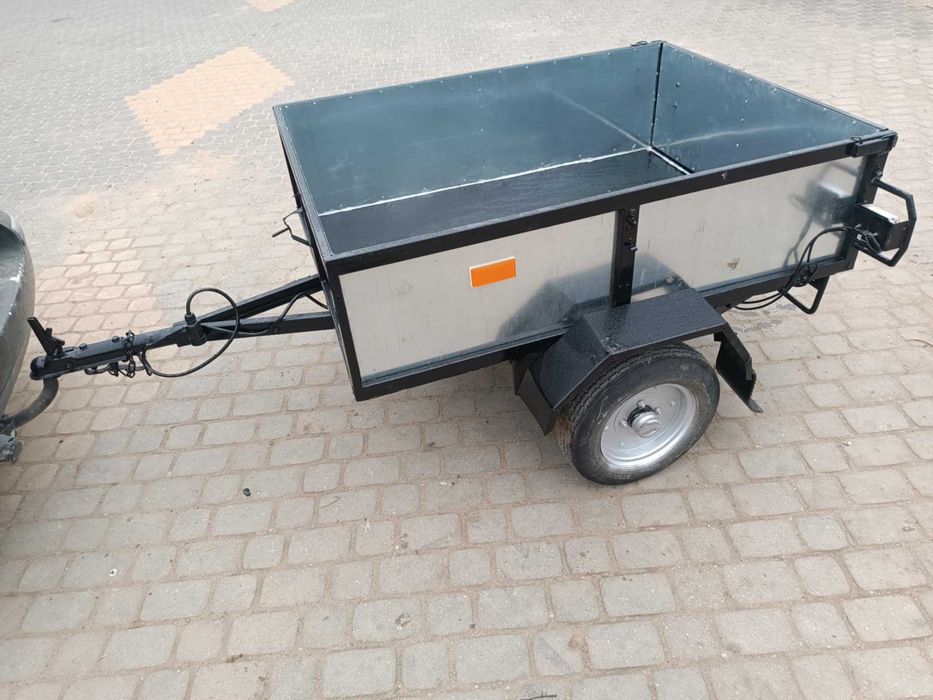 Przyczepka samochodowa