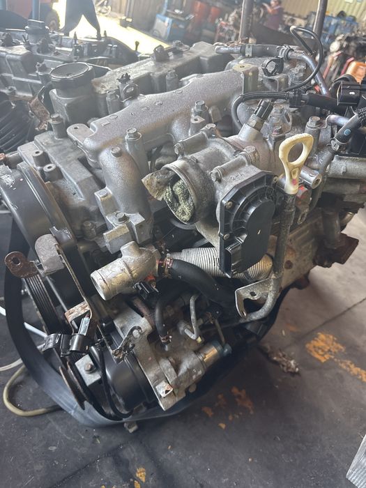 Motor L200 2..5 DiD usado