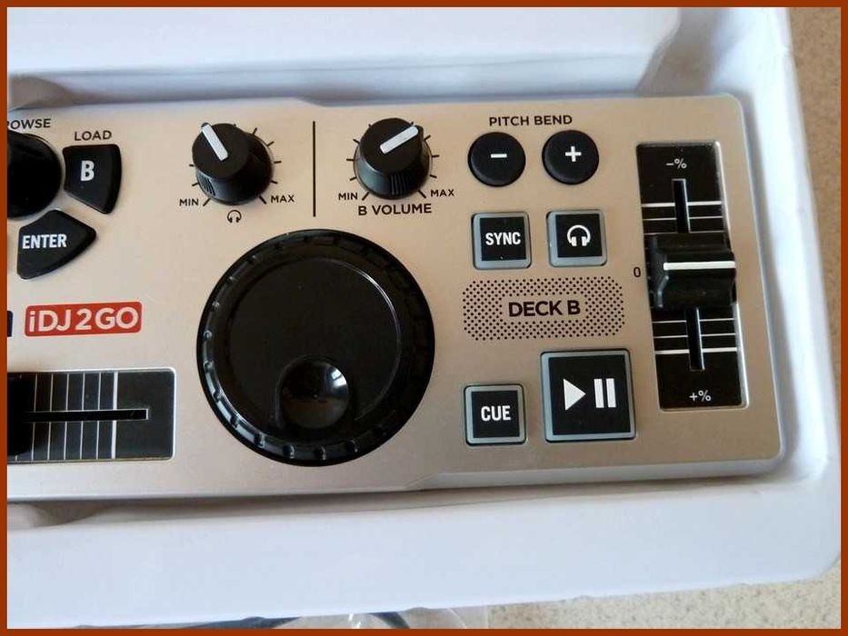 NOWY MIXER Muzyki pod smartphona - dla DJ-a.  iDJ2Go™System.