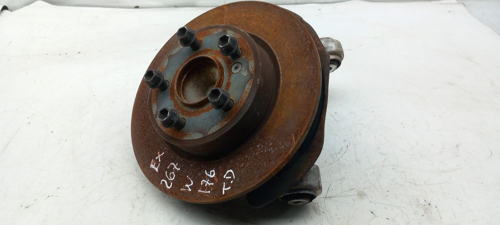 Manga de eixo trás direita MERCEDES-BENZ Classe A (W176)