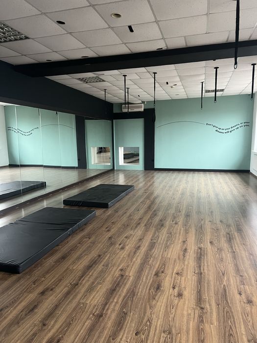 Оренда фітнес , спортзалу з обладнанням .