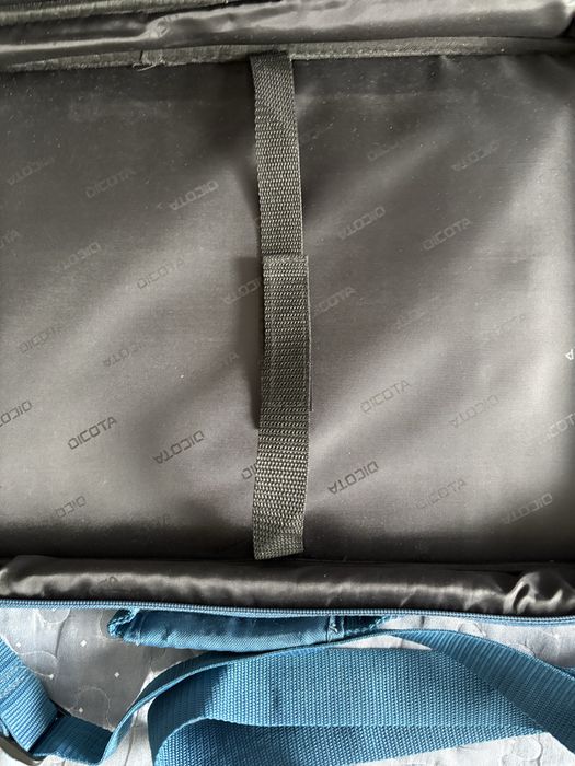 Sprzedam uzywana torbe na komputer