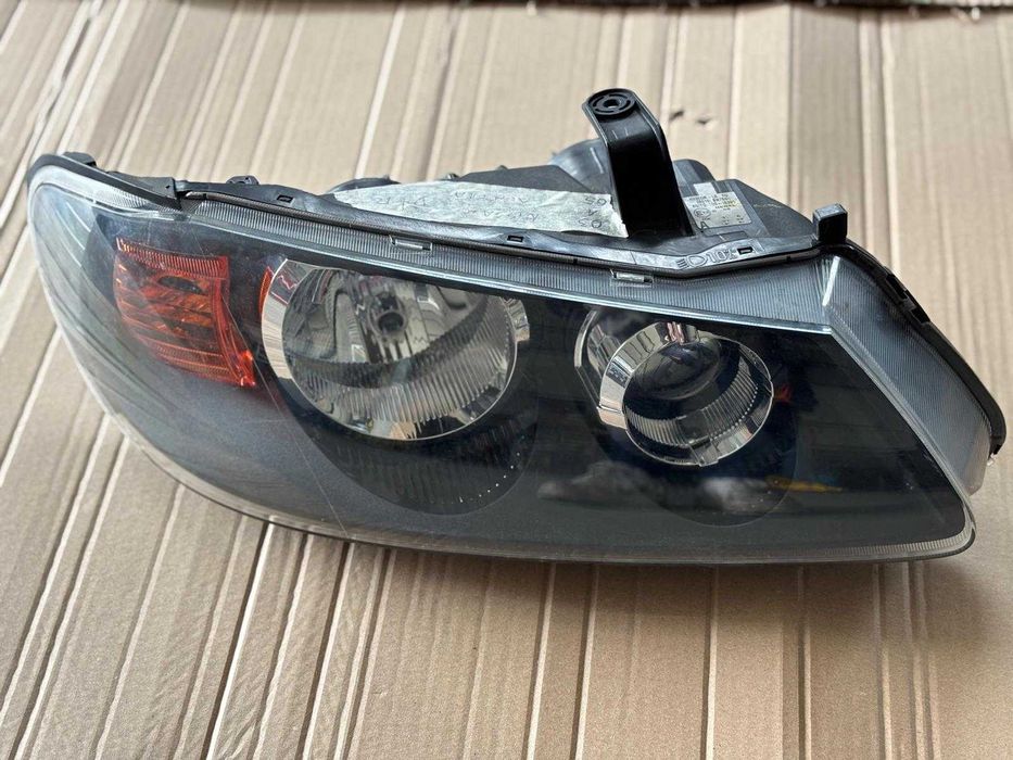 Farol/Otica frontal direita Nissan Almera II