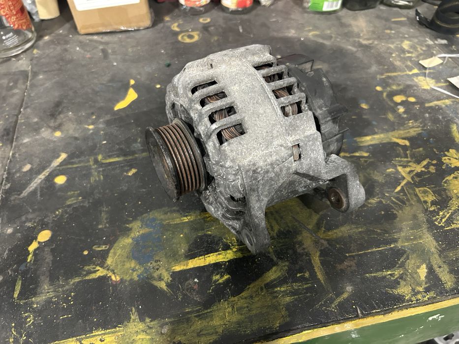 Alternator audi a6 c5 2.4