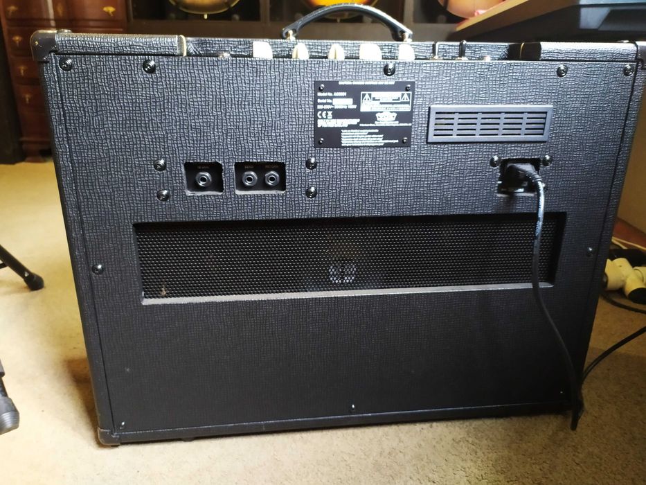 Amplificador a Válvulas Vox AC30 (NOVO)