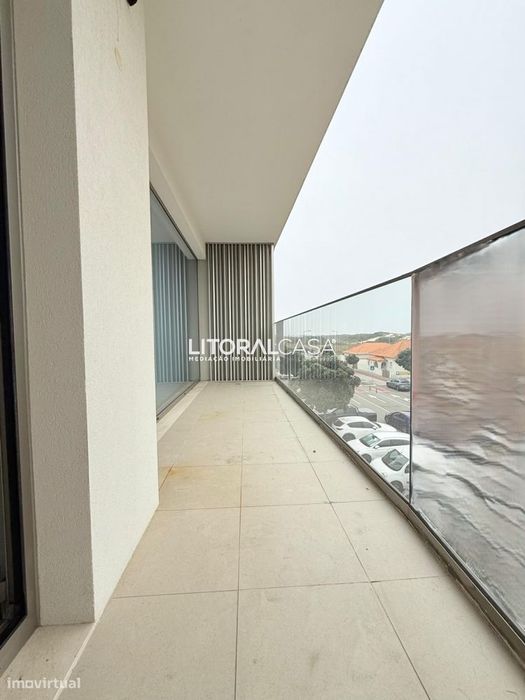 Apartamento T2 | Praia da Barra | Varanda | Garagem fechada