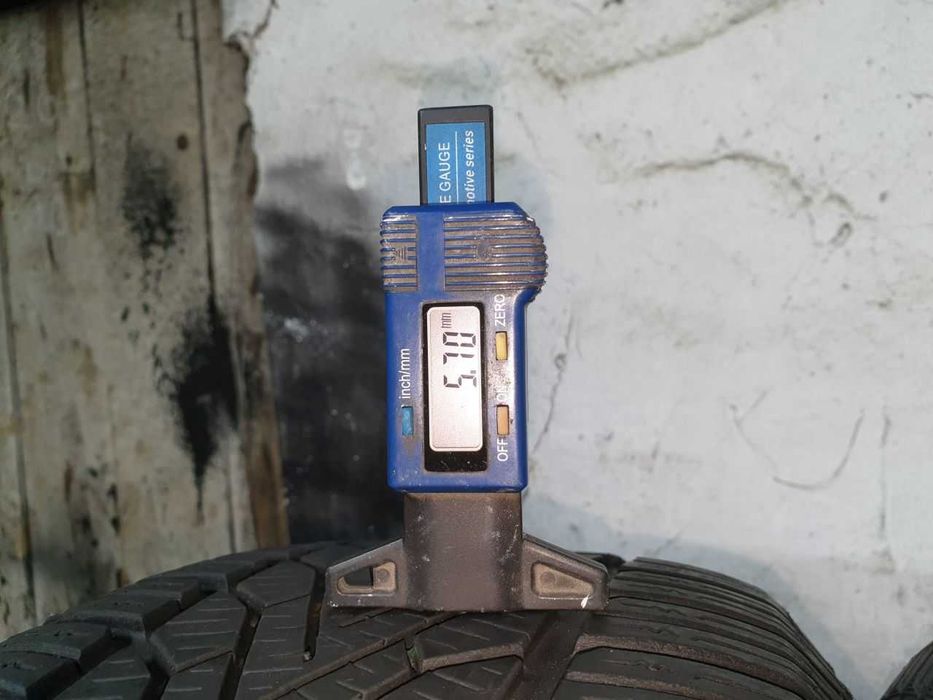 Cztery Opony zimowe 215/65R16 7mm Semperit Speed-Grip 2