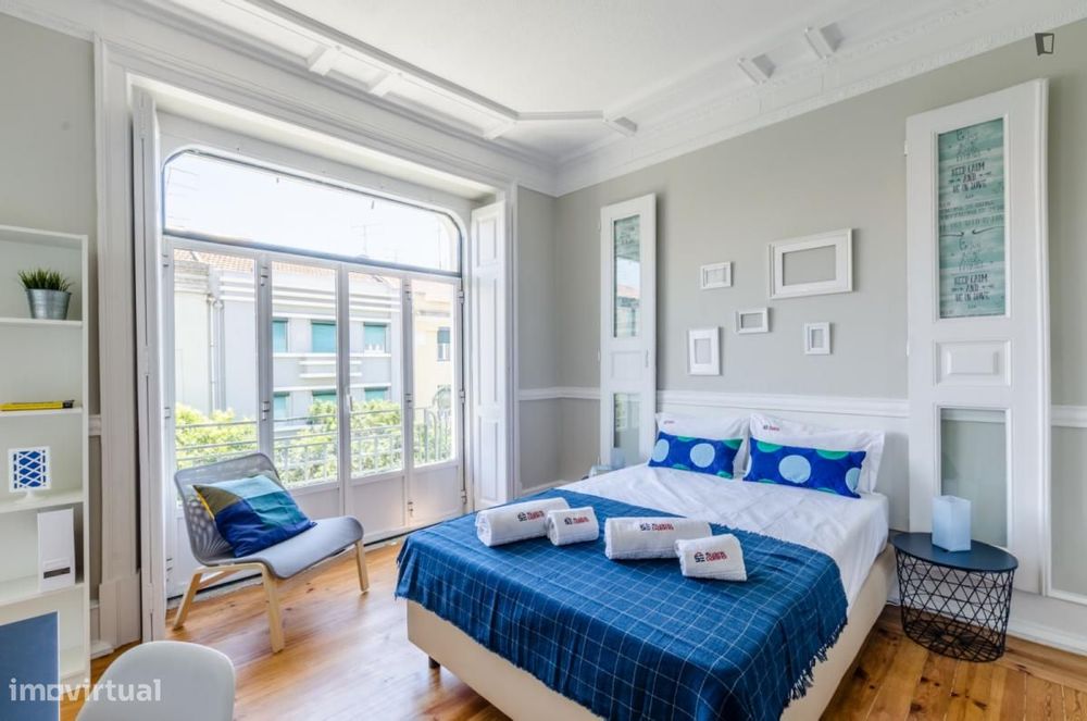 Quarto - localizado em Arroios Lisbon