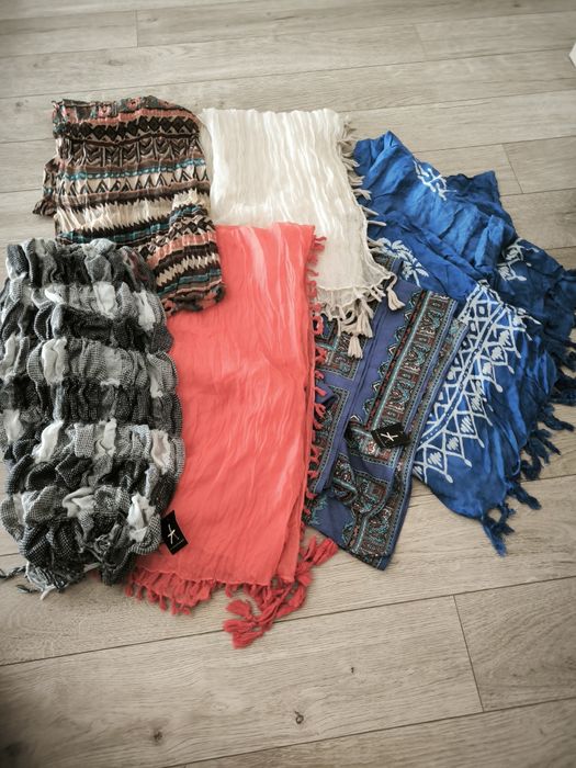 Chusty damskie 7 sztuk