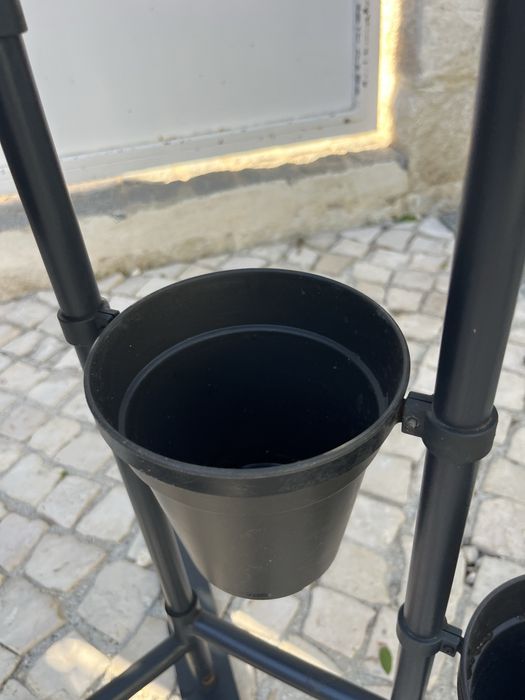 Floreira vertical 13 vasos