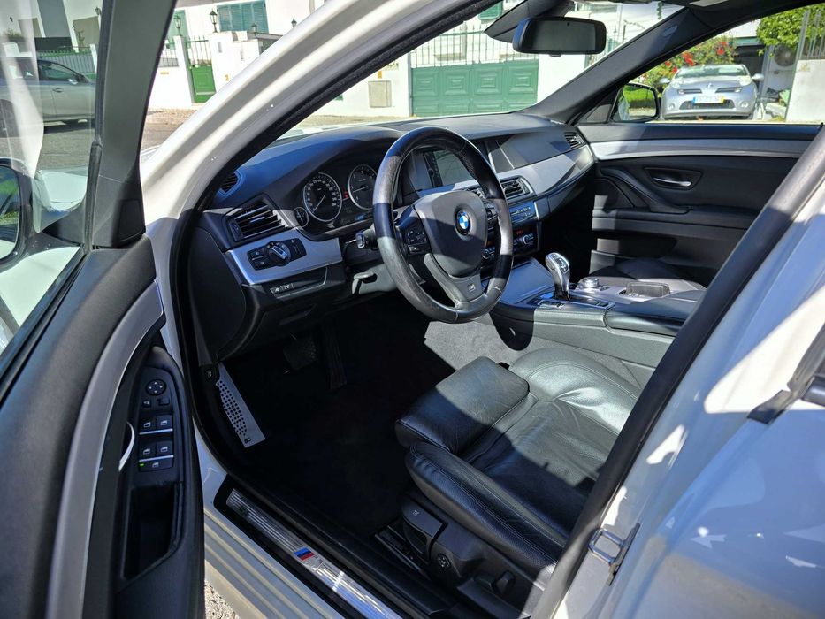 BMW 535d Auto Touring Pack M. completa para peças