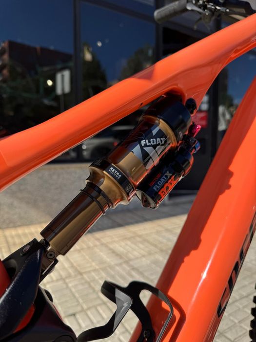 Specialized Turbo Levo 2023 — Fox Factory — Bateria 100% — Excelente estado