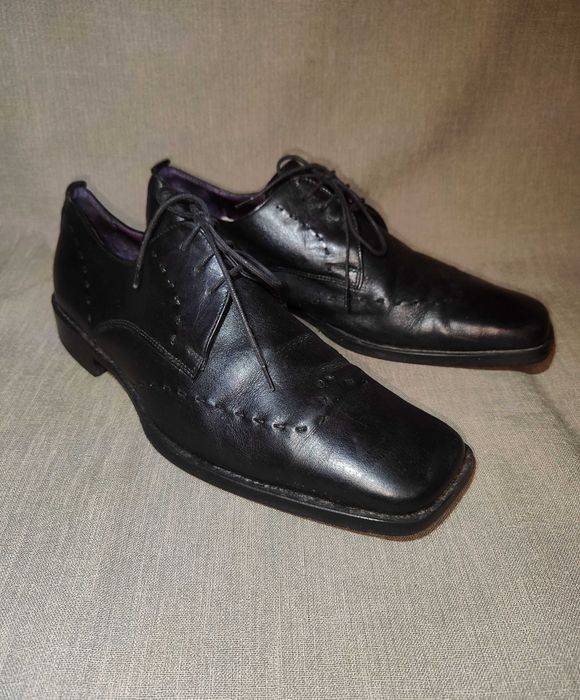 Next Italia eleganckie buty z przeszyciami derby 43