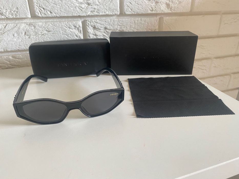 Okulary Przeciwsłoneczne SAINT LAURENT – Czarne z Logo YSL | Pełen Zestaw