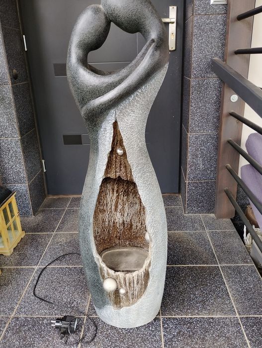 Fontanna ogrodowa 118cm.Stan Idealny