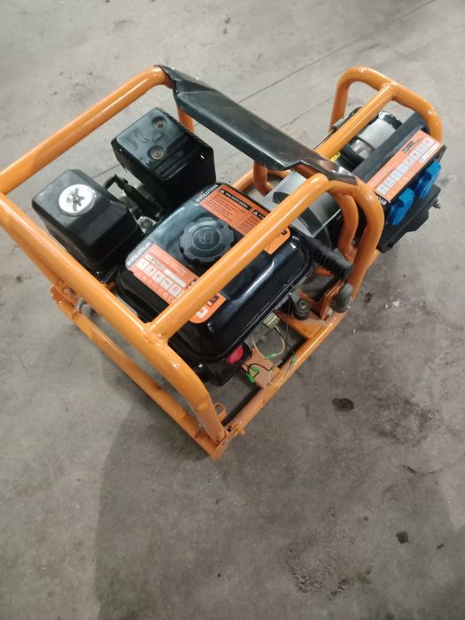 Evolution генератор 2.8 кВт еволюшин