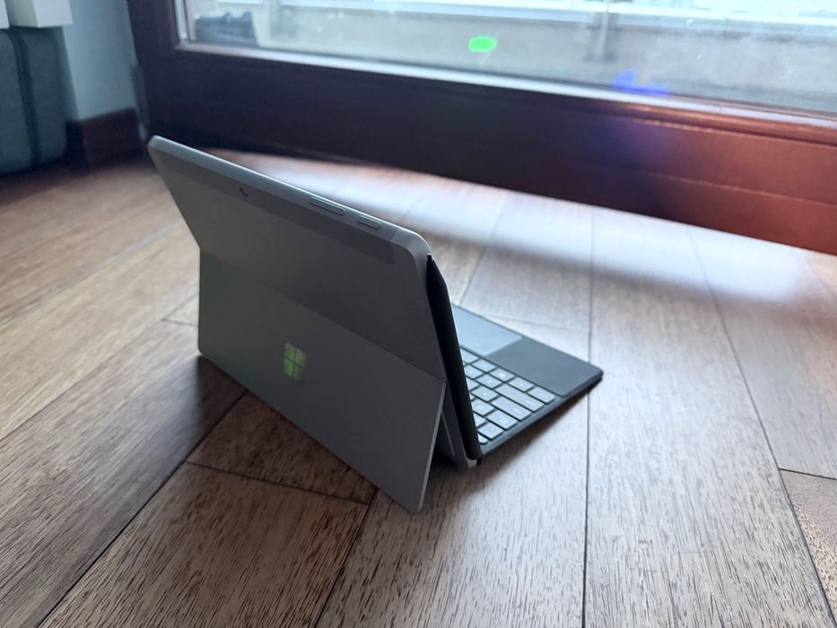 Microsoft Surface Go 3 + rysik