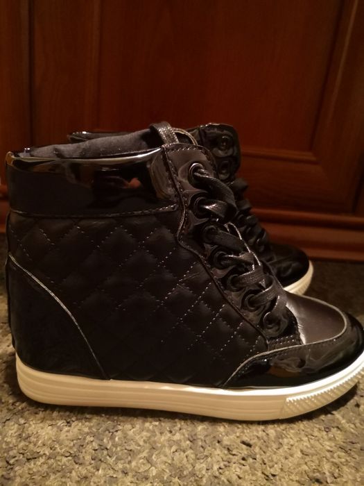Czarne sneakersy