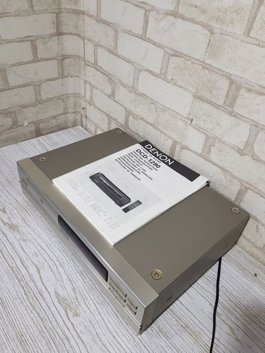 Пульт! Програвач CD дисків DENON DCD-1290, б/у з Німеччини