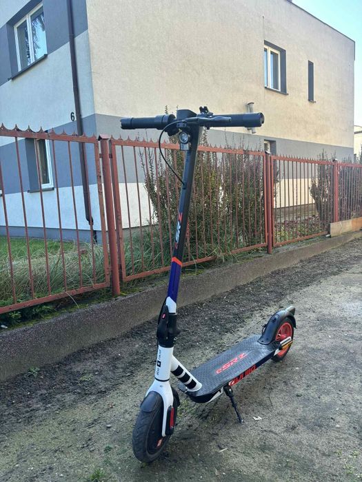 Sprzedam hulajnoge elektryczna aprilia Esrz