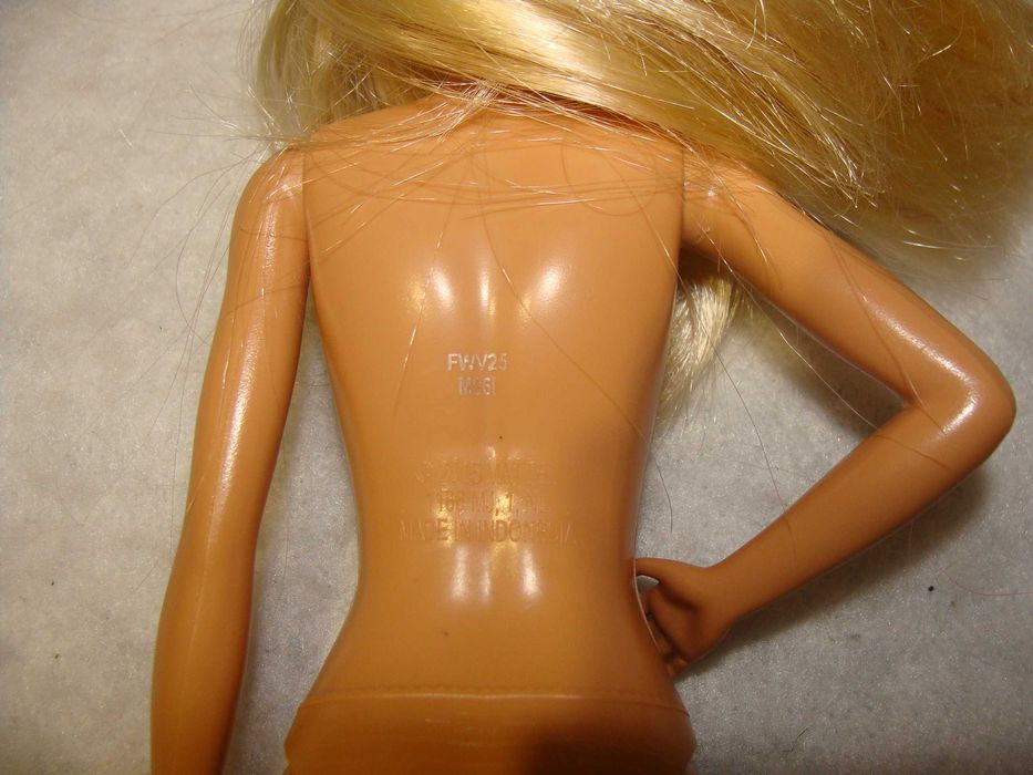 Barbie Travel Doll (Ref. FWV25) de 2018