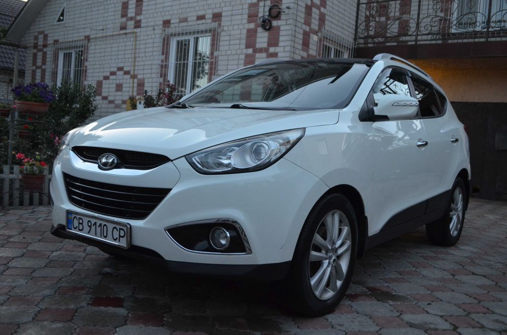 Hyundai ix35 2010 VIN KMHJU81CDBU167650 фото оголошення 3 з 24