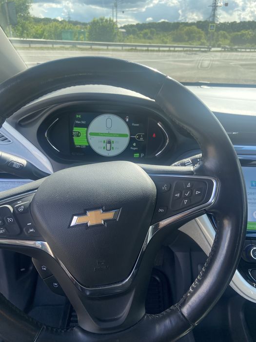 Продам CHEVROLET bolt ev