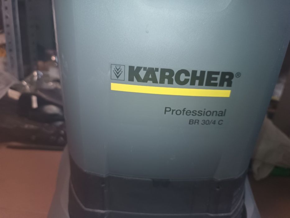 Kärcher Profesjonal BR30/4C